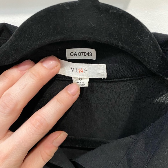 🌟3/$15 🛍 Sheer Tank Top - Picture 4 of 4